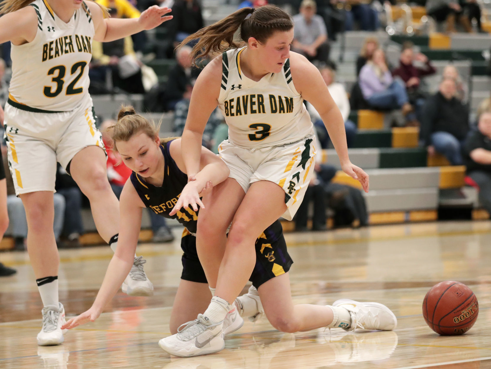 Beaver Dam 62, DeForest 40